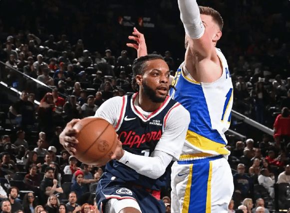 快船惨败开拓者加兰失误成关键 交易哈登引争议