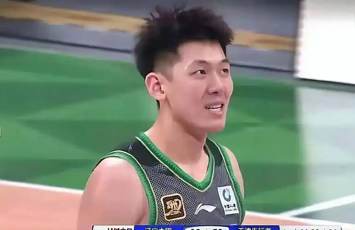 辽宁男篮弃用张陈治锋引争议 外援调整成关键因