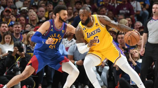 雷霆马刺争夺西部前两名，3-6名大乱战成最大悬